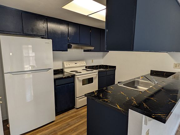 2nd image of 6619 Rodolfo Ct