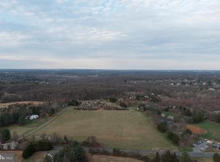 14321 Darnestown Rd, Gaithersburg, MD 20878