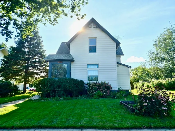 616 N Pleasant St, Princeton, IL 61356