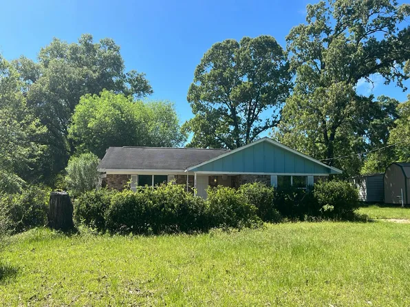 1796 County Road 1520, Warren, TX 77664