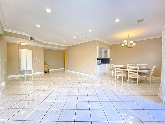 5th image of 12540 Burbank Blvd APT 301