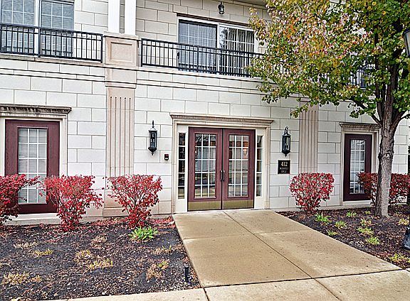 2nd image of 412 McDaniels Cir APT 401