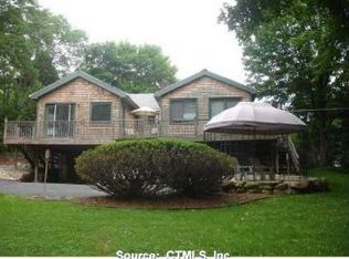 32 Jude Ln, Mansfield, CT 06250