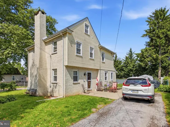 210 3rd Ave, Newtown Square, PA 19073