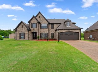 310 Misty Fields Cv, Oakland, TN 38060