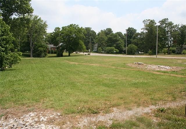1st image of Main St S