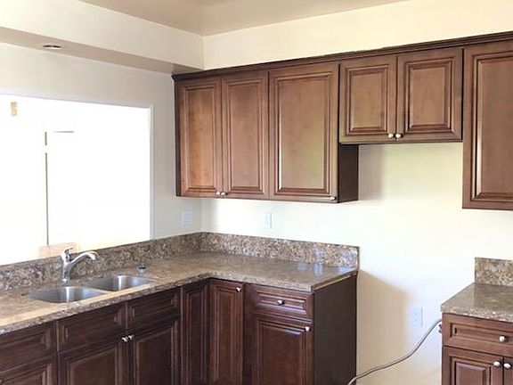 3rd image of 609 S Adams St APT 12