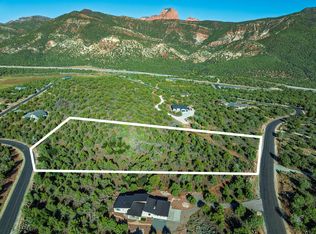 325 E Escalante Path, New Harmony, UT 84757