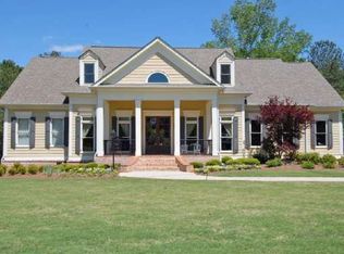 225 Trotters Rdg, Fayetteville, GA 30215