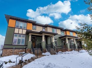 9328 Old Sauk Rd, Middleton, WI 53562