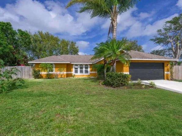 353 NW FERRIS Drive, Port St Lucie, FL 34983