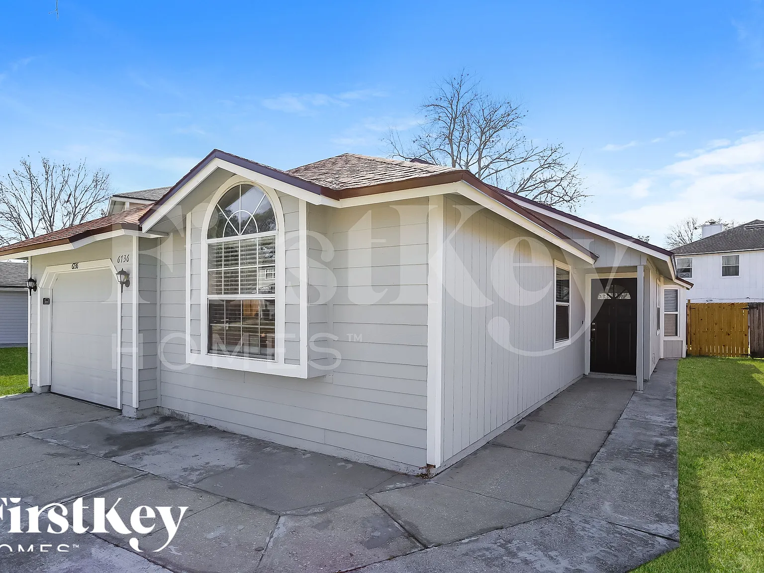 3 bed, 2.0 bath, 1200 sqft, $1,935 — Photo 2