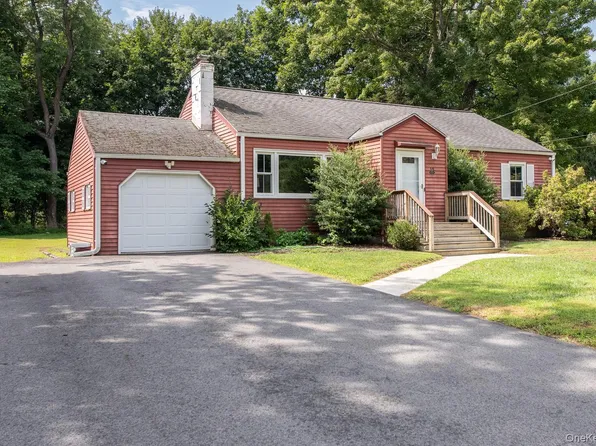 64 Alda Drive, Poughkeepsie, NY 12603