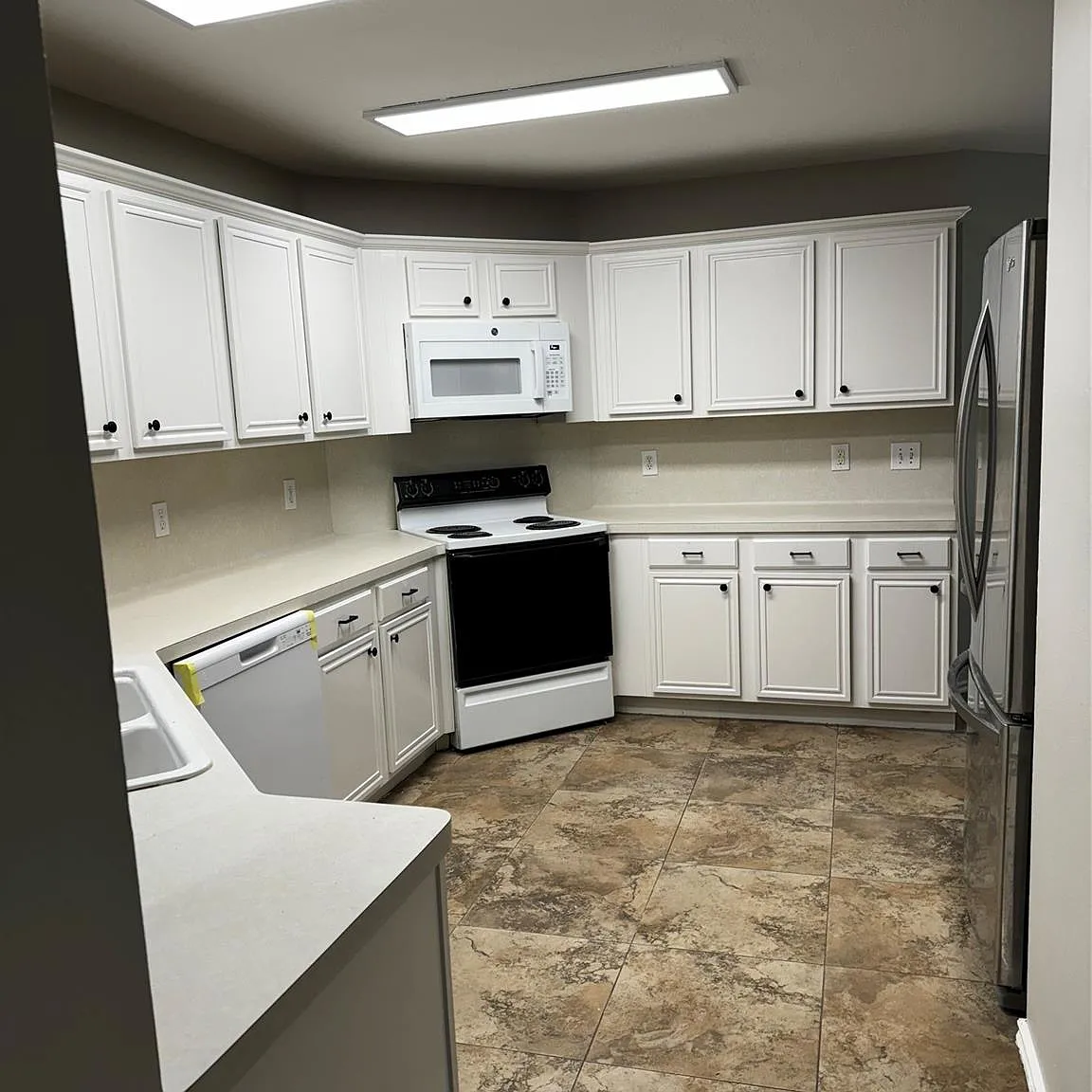 4 bed, 2.0 bath, 1710 sqft, $1,950 — Photo 3