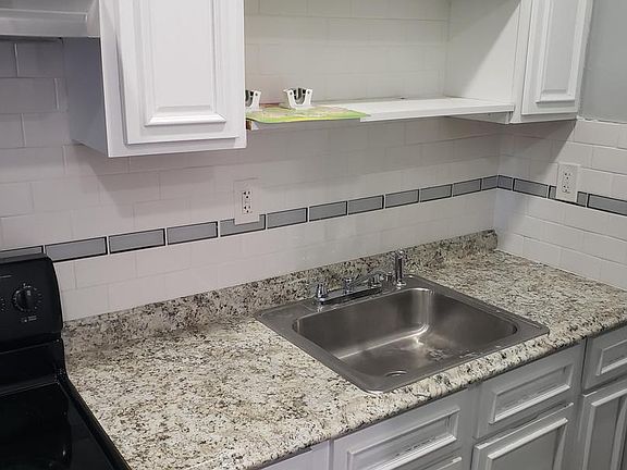 2nd image of 2519 E Lehigh Ave