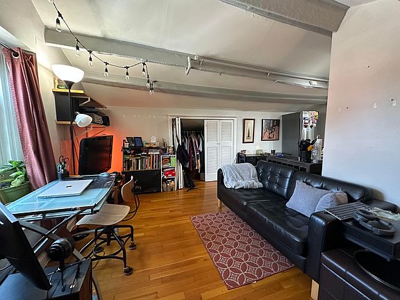 3rd image of 61 Hancock St #8