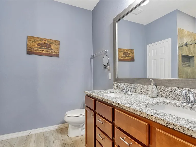 5611 Barletta Dr — Photo 21
