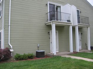 42504 Saratoga Rd, Canton, MI 48187