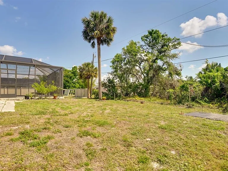 1342 Eagle St — Photo 26
