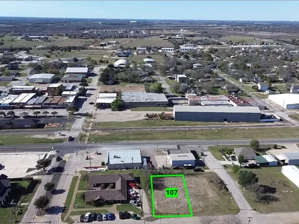 107 N Baker St, Ferris, TX 75125