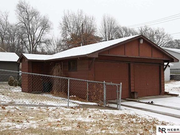 4th image of 1800 Bancroft Ave
