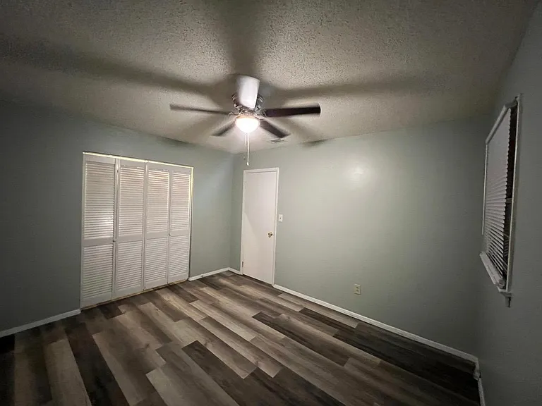 211 Utah Ave — Photo 23