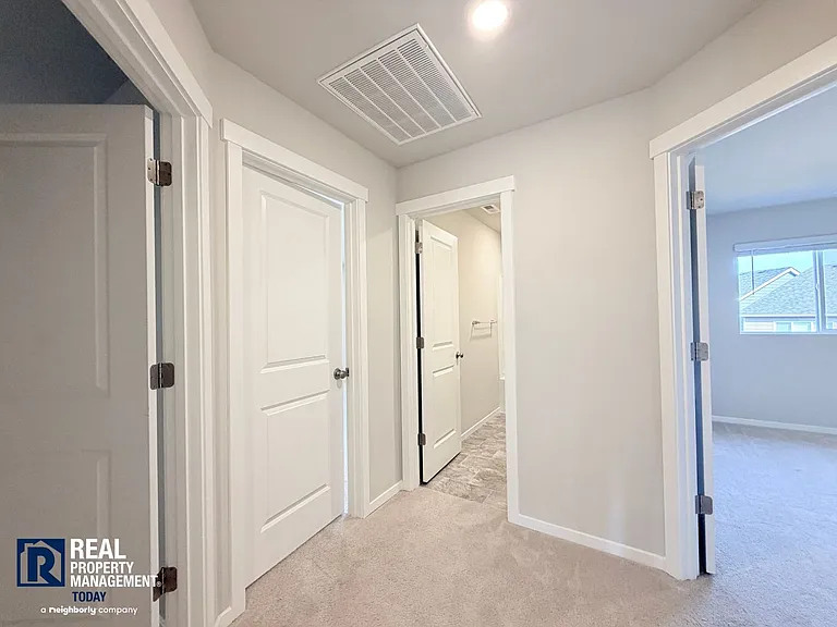 18746 107th Avenue Ct E — Photo 17