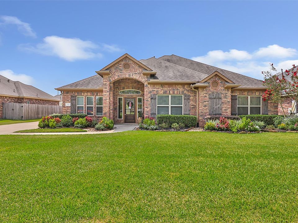 1st image of 505 Ripkowski Dr