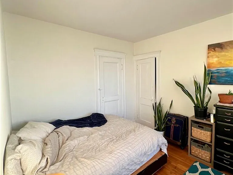 335-A Harvard St #11 — Photo 5