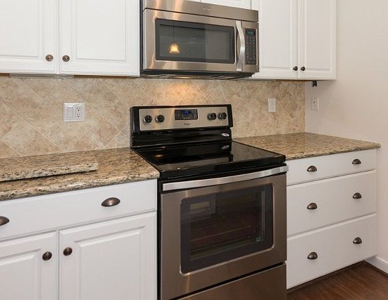5th image of 11200 Lantern Way #25C