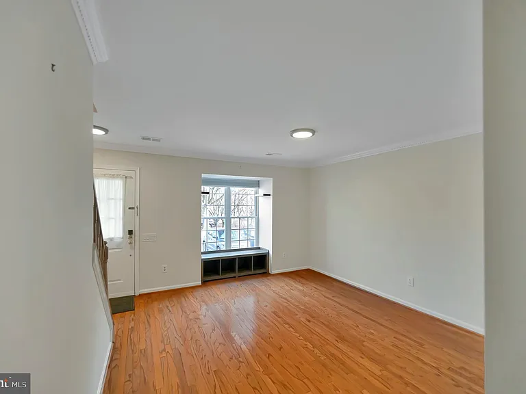 6650 Cypress Point Rd — Photo 3