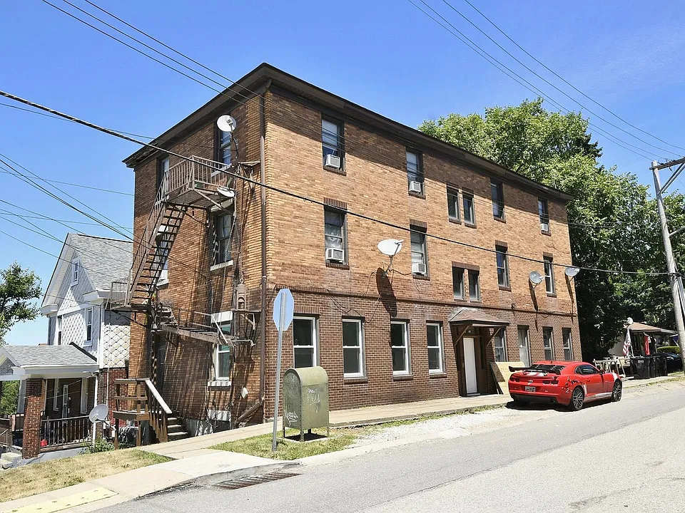 805-807 Bayonne Ave