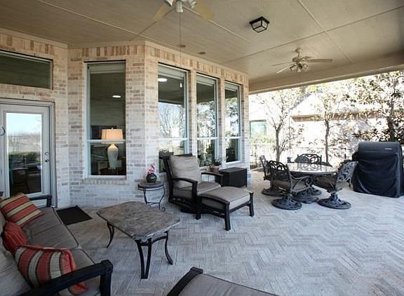 2nd image of 621 Pelican Hills Dr