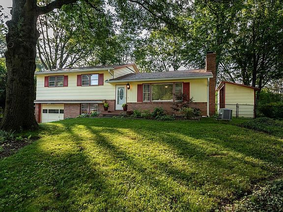3rd image of 4218 E Saratoga Dr