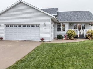 120 Uriah Ct, Mankato, MN 56001