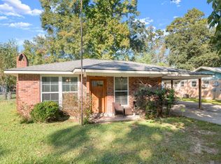 1455 Clinton Dr, Denham Springs, LA 70726