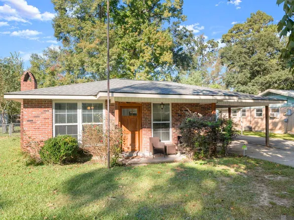 1455 Clinton Dr, Denham Springs, LA 70726