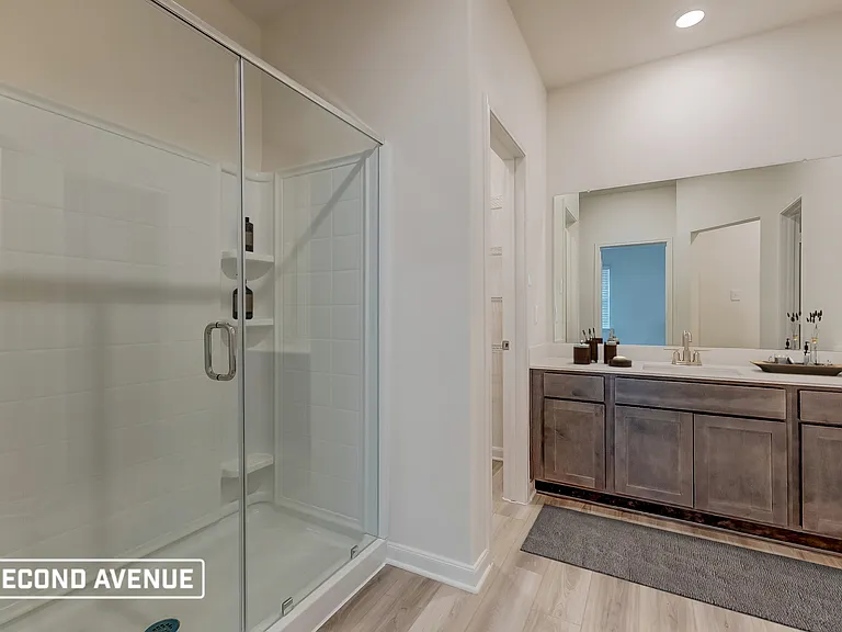 1421 Palamedes Dr — Photo 8