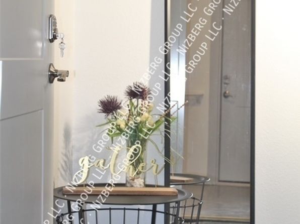 802 University Ave #9