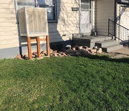 3rd image of 1591 E Park St Unit 1