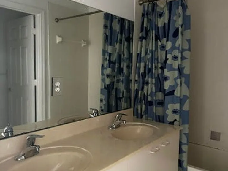 9754 Scribner Ln — Photo 10