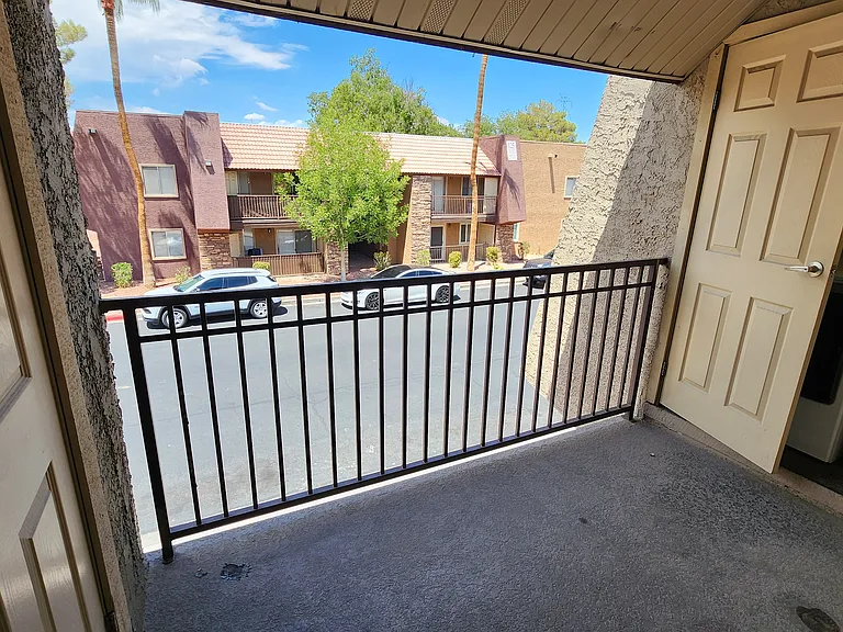 5281 River Glen Dr #228 — Photo 7