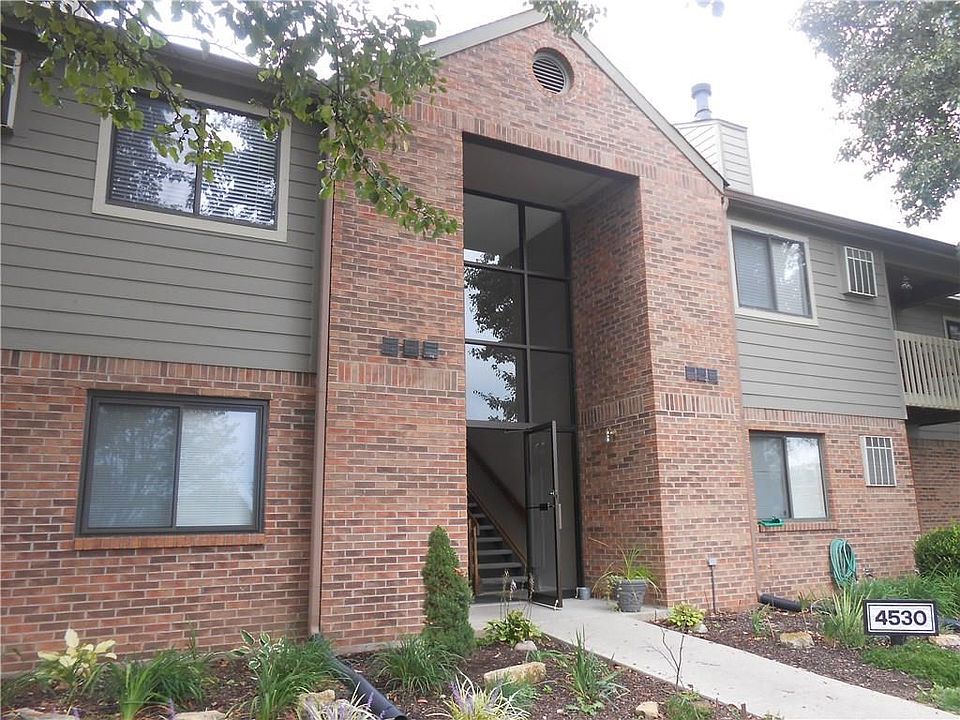 1st image of 4530 Village Ct APT 6