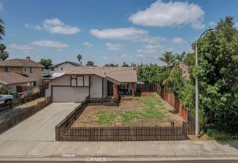 1st image of 15471 Paseo Carmel