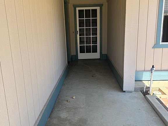 2nd image of 398 Corrida Dr