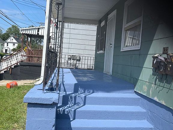 5th image of 123 Greene St #1