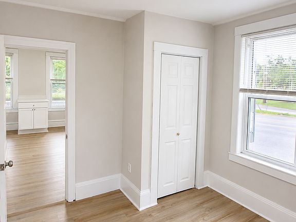 5th image of 261 Plymouth St #1