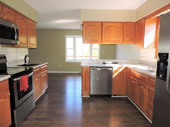 5th image of 209 Chaney Dr