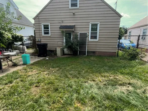 19507 Muskoka Ave, Cleveland, OH 44119