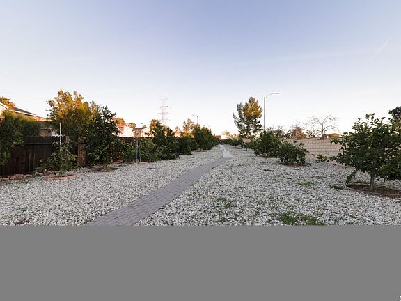 5th image of 12171 Canyon Hill Ave